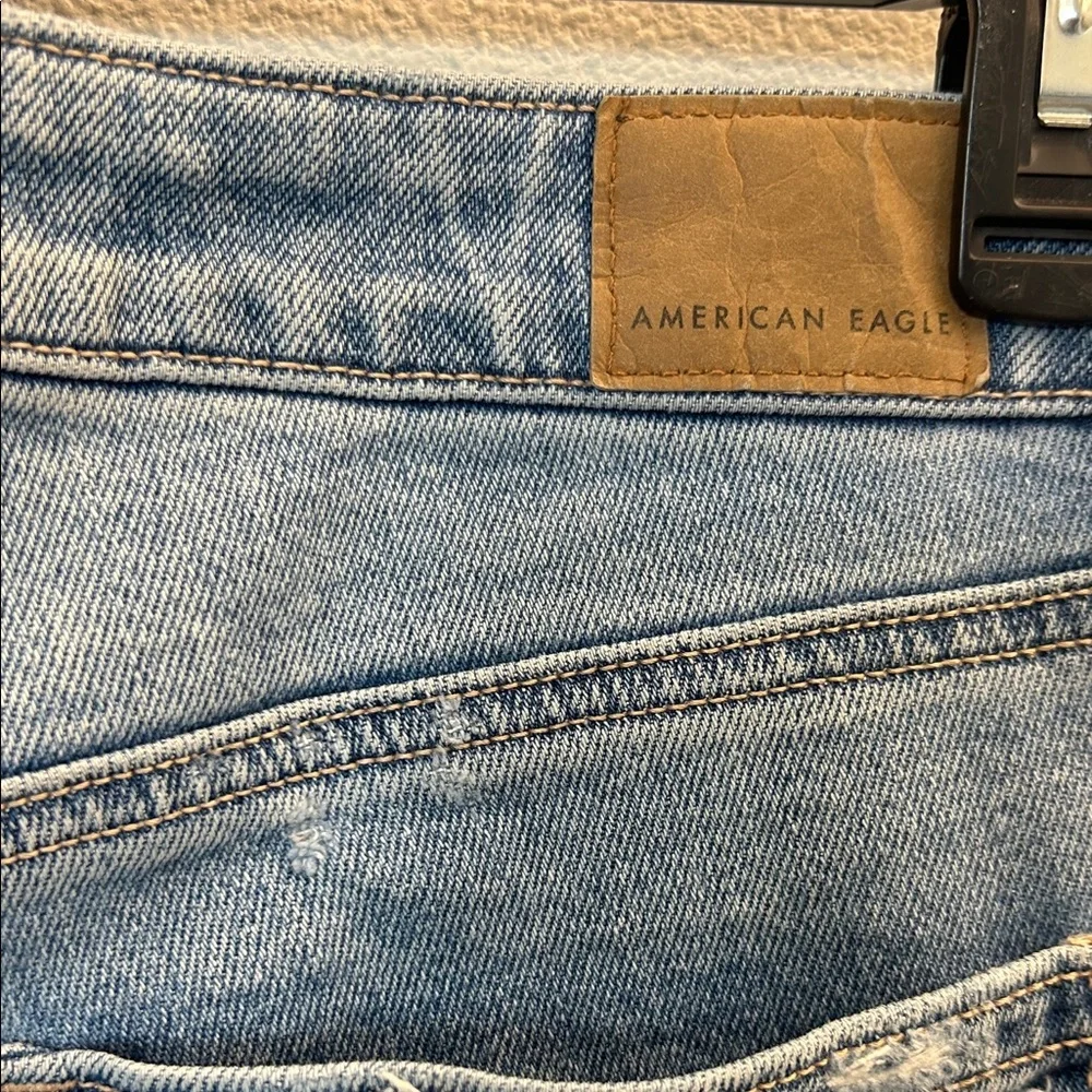 AE Mom Straight Jean - Picture 5 of 10